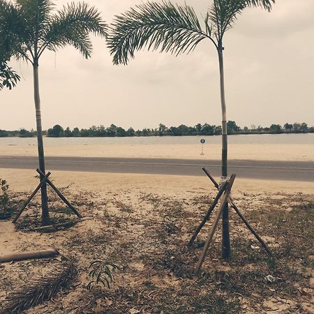 La Plage De Kampot By Lee & Hap Guest House Экстерьер фото