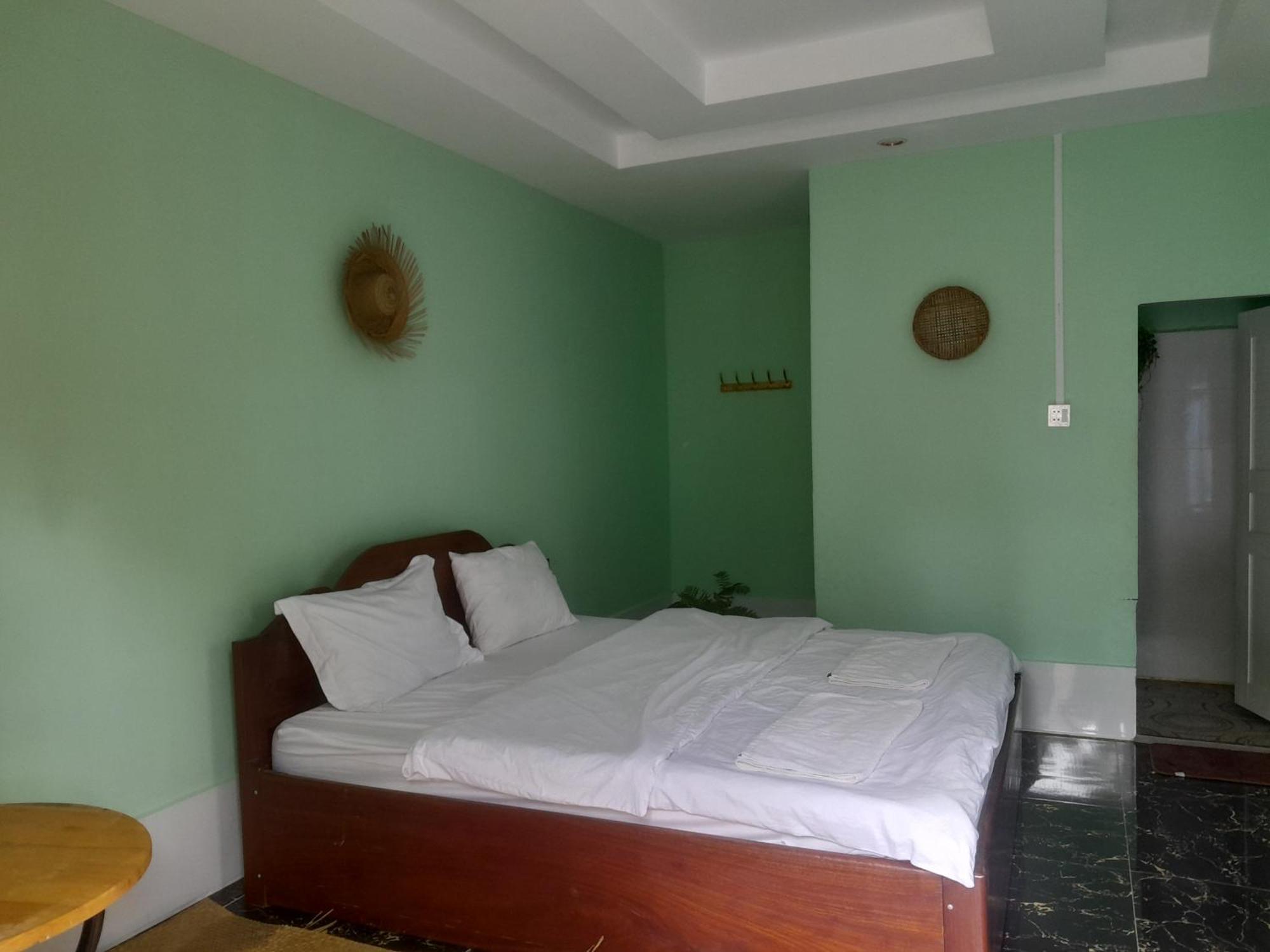La Plage De Kampot By Lee & Hap Guest House Экстерьер фото